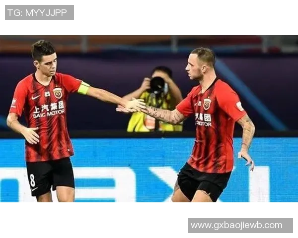 赛后复盘：西安羽毛球队与杭州羽毛球队的默契配合与战术分析